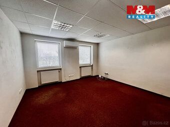 Nabízíme k pronájmu kancelářské prostory v klidné části obce