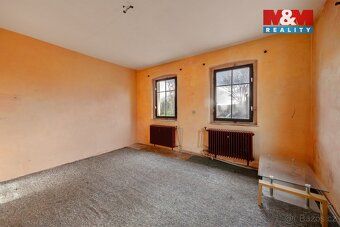 Nabízíme rodinný dům s pozemky o celkové výměře 383 m2 v obl