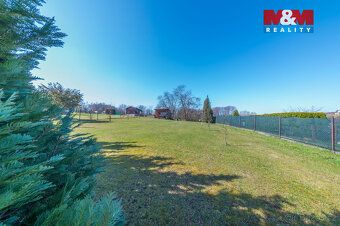 Nabízíme k prodeji atraktivní pozemek o rozloze 1085 m², sit