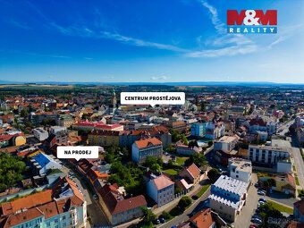 Nabízíme k prodeji pozemek o rozloze 411 m², který se nacház