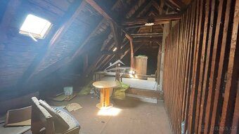 Nabízíme k prodeji půdní prostor o výměře 108 m² v samotném 