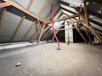 Nabízím k prodeji půdní prostor pro výstavbu dvou samostatný