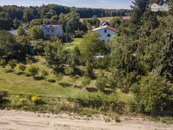 Nabízíme Vám k prodeji pozemek o výměře cca 600 m² v lokalit