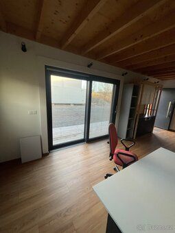 Dřevostavba 8,2 x 4,1 m k celoročnímu užívání, Dřevovláknitá