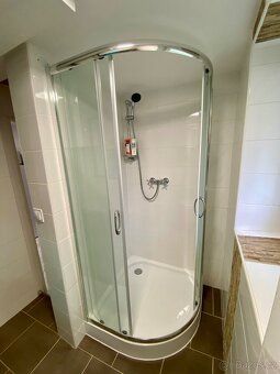 Prodám stavební pozemek s rozlohou 302 m2 v malebné obci Bíl