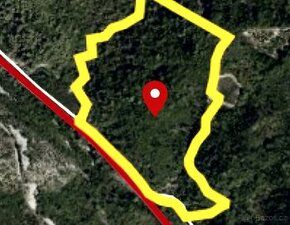 Na prodej stavební, rovinatý pozemek o celkové výměře 1800m2