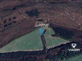 Na prodej stavební, rovinatý pozemek o celkové výměře 1800m2