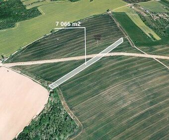 Na prodej stavební, rovinatý pozemek o celkové výměře 1800m2