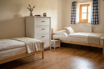 Nabízím k prodeji kompletně vybavený mezonetový apartmán 2+1