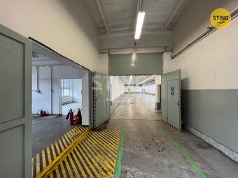 V zastoupení majitele Vám nabízím pronájem komerčního prosto