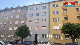 Pronájem bytu 1+kk o výměře 20 m² v 6. NP cihlového domu v k