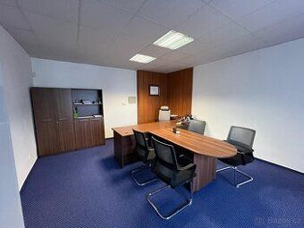 Nabízíme k podnájmu kancelář 18,15 m2 v přízemí budovy, přím