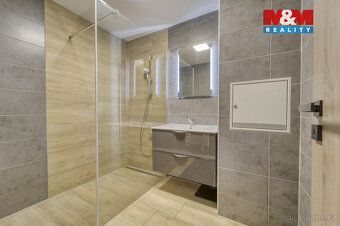 Prodej prostorného světlého bytu 3+kk o ploše 80 m² ve snad 