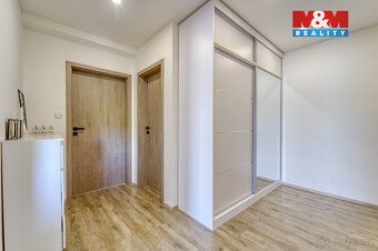 Prodej prostorného světlého bytu 3+kk o ploše 80 m² ve snad 