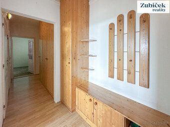 Nabízíme k pronájmu byt 3+1 v klidné části Jižních Svahů na 