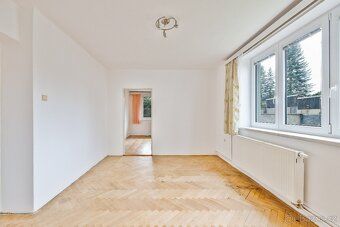 Nabízíme k prodeji byt v osobním vlastnictví o dispozici 3+1