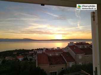 MEZONETOVÝ APARTMÁN S PANORAMATICKÝM VÝHLEDEM NA MOŘE – NOVI