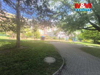 Hledáte bydlení s krásným výhledem, klidem a zelení kolem? P