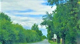 Nabízíme k prodeji komerční pozemek o rozloze 2035 m² v Měši