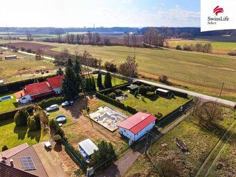 Prodej stavebního pozemku 1 156 m s projektem a možností byd