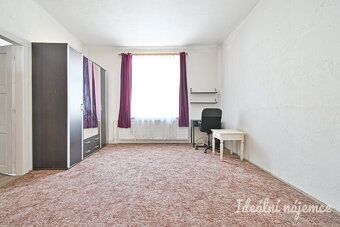K dlouhodobému podnájmu nabízíme byt o dispozici 3+1 na ulic