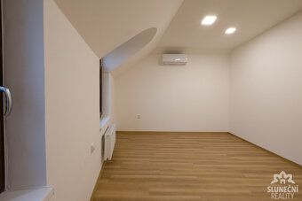 Naše společnost Vám nabízí k pronájmu byt v osobním vlastnic
