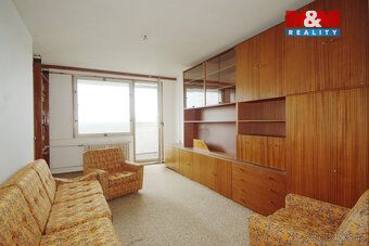 Prodej prostorného, světlého bytu 3+1 s lodžií 70 m², v osob