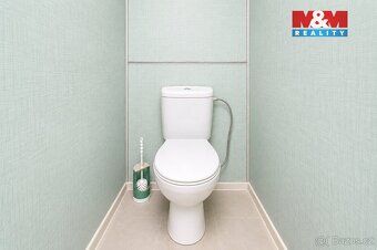 Prodej prostorného, světlého bytu 3+1 s lodžií 70 m², v osob