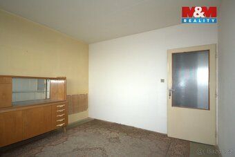 Prodej prostorného, světlého bytu 3+1 s lodžií 70 m², v osob