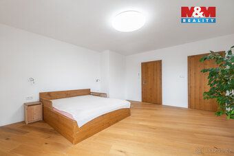 Prodej novostavby rodinného domu o dispozici 10+kk a užitné 