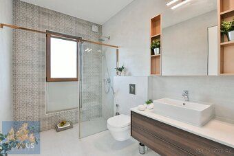 Nabízíme k prodeji luxusní moderní dvoupodlažní dům 5+kk o p