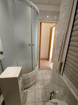 Nabízíme k dlouhodobému pronájmu byt 1+1 o výměře 33m2 v uli