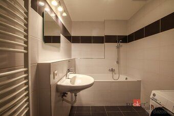 Prodej bytu 2+1, 65m2 , terasa, sklep, garážové stání, Plzeň