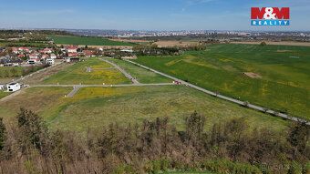 Prodej souboru pozemků o celkové výměře 15 939 m², z nichž 9