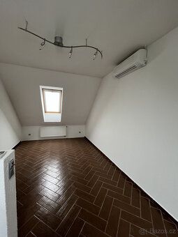 K dlouhodobému podnájmu nabízíme krásný a moderní dům o disp