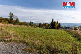 Ve výhradním zastoupení nabízíme k prodeji pozemek o celkové