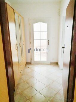 Nabízíme k pronájmu byt 1+kk, o ploše 37,4m2 + 4,5m2 balkon,