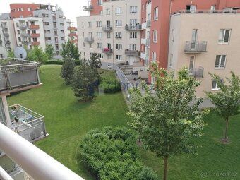 Nabízíme k pronájmu byt 1+kk, o ploše 37,4m2 + 4,5m2 balkon,