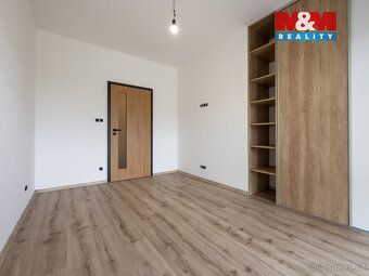 Nabízíme k prodeji novostavbu rodinného domu v původní zásta
