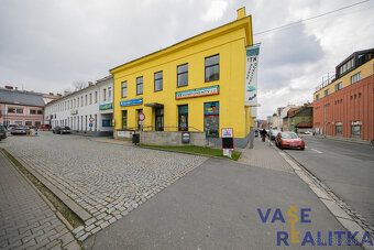 Nabízíme k pronájmu prostornou kancelář o výměře 27,5 m², kt
