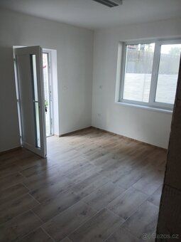 Prodám novostavbu,obytná plocha 55m2 + pozemek 130 m2. Možno