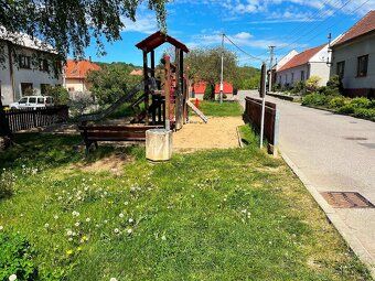 Prodej menšího přízemního domku o užitné ploše 65m2, určenéh