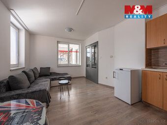 Nabízíme k pronájmu kancelářské a skladové prostory ve velmi