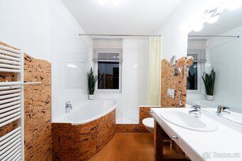 Ev.č. 00068 Nabízíme vám k prodeji vícegenerační rodinný dům