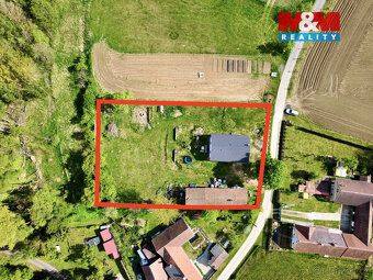 K pronájmu samostatně stojící rodinný dům 3+kk v obci Chýsto