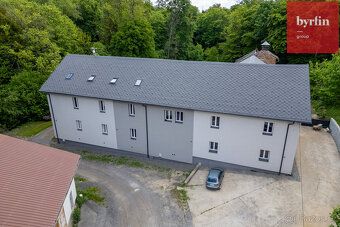 Nabízíme Vám k pronájmu byt o dispozici 2+1 a výměře 65 m², 