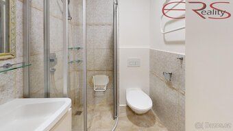 Ev.č. 00694 Byt 2+kk ve vile se zahrádkou? Ano, i takhle můž