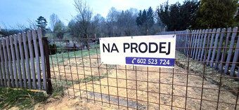 Nabízíme k prodeji slunný stavební pozemek v obci Vílánec, v