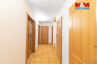 Exkluzivně nabízíme k prodeji samostatně stojící rodinný dům