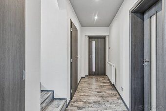 Více info na www.prodej-domu-unhost.cz
Hledáte komfortní rod